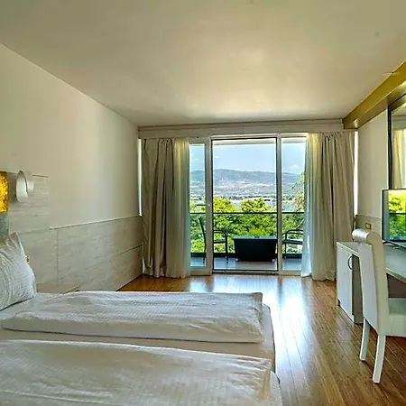Sveti Kriz 4* 트로기르
